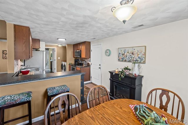 608 S Church Street, Waterloo, IL 62298