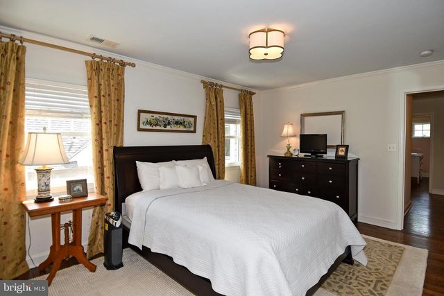 4729 16TH RD N, Arlington, VA 22207