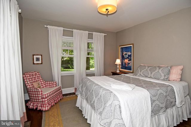 4729 16TH RD N, Arlington, VA 22207