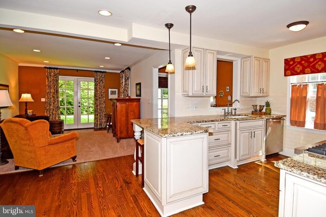 4729 16TH RD N, Arlington, VA 22207