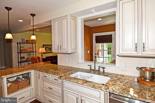 4729 16TH RD N, Arlington, VA 22207