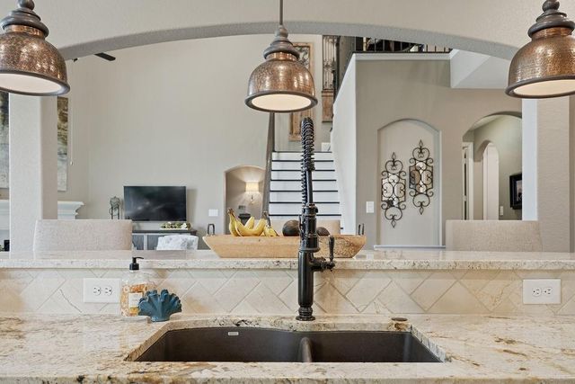 2513 Royal Field Lane, Friendswood, TX 77546
