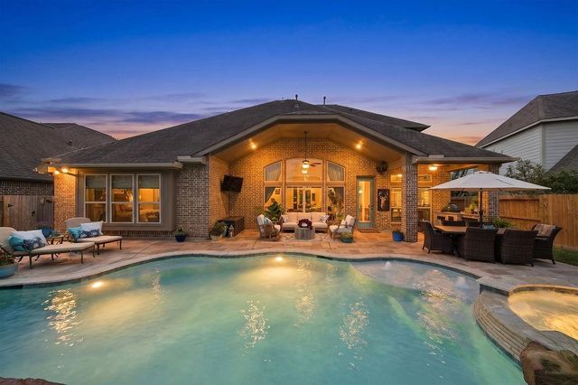 2513 Royal Field Lane, Friendswood, TX 77546