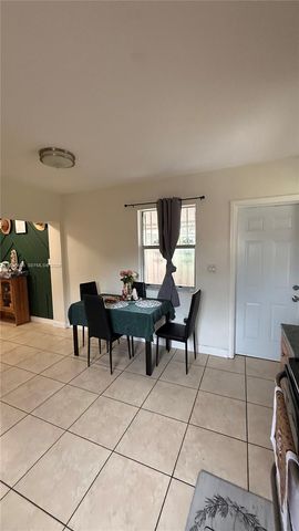 8 NW 33rd Avenue, Miami, FL 33125