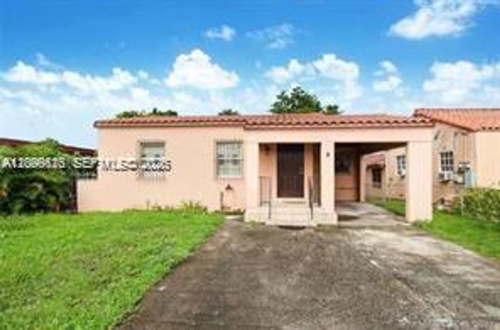 8 NW 33rd Avenue, Miami, FL 33125