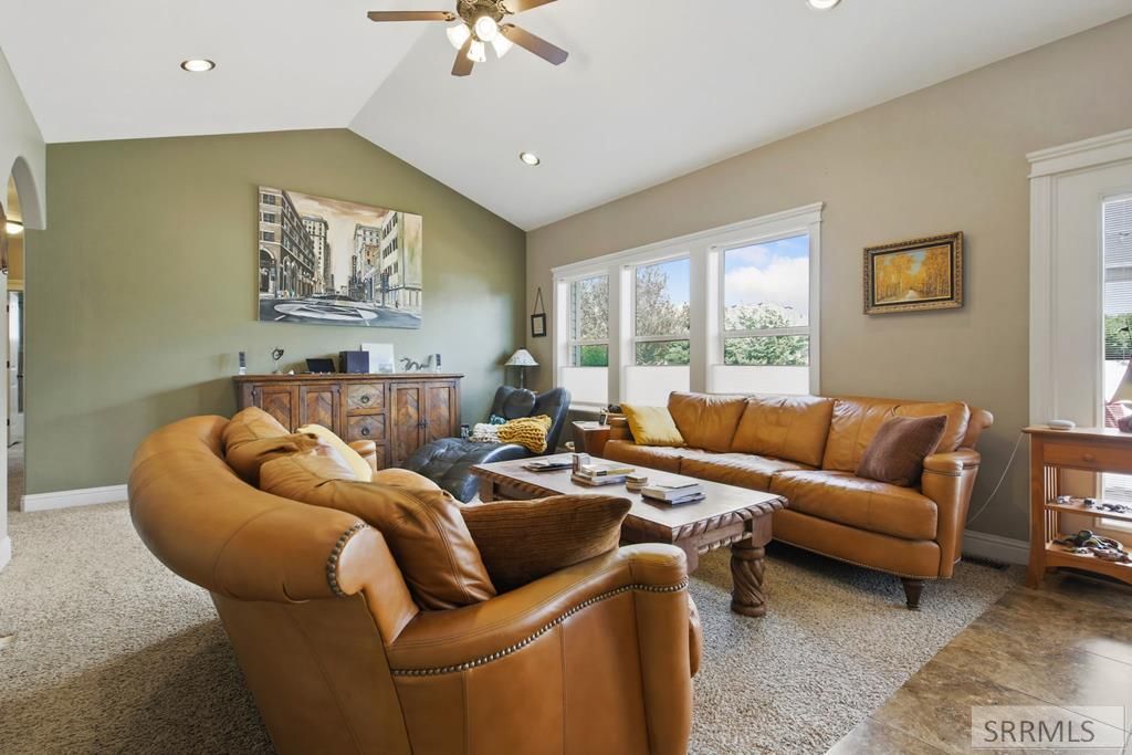 Image 15 of property listing at 5485 Villa Mirage Court, Idaho Falls, ID 83404