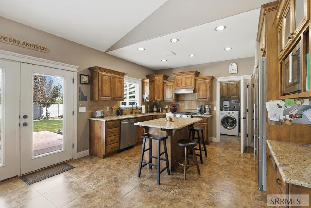 Image 17 of property listing at 5485 Villa Mirage Court, Idaho Falls, ID 83404