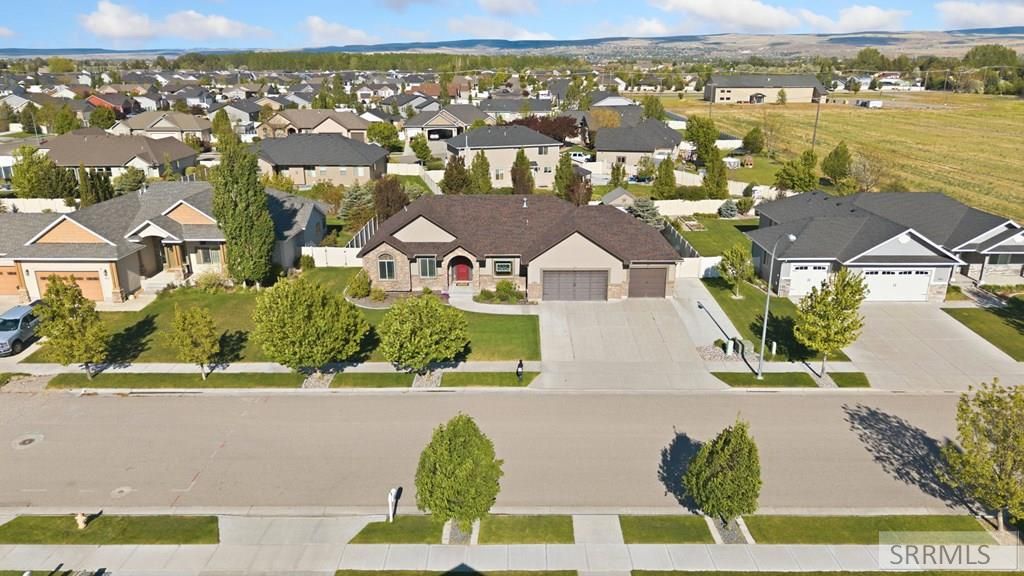 Image 2 of property listing at 5485 Villa Mirage Court, Idaho Falls, ID 83404