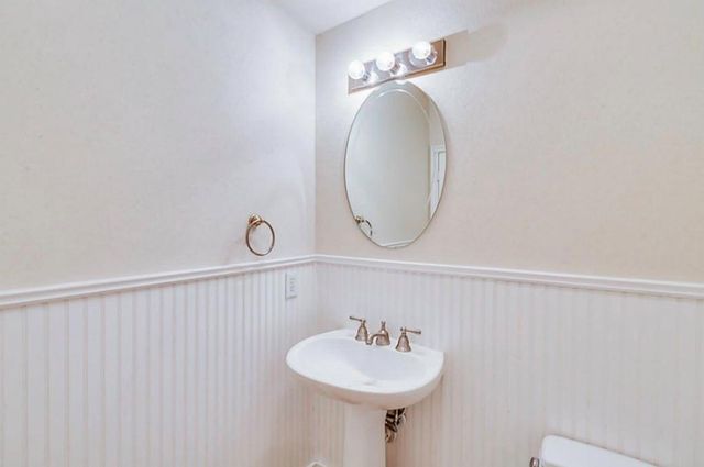 12565 Piping Rock Drive, Houston, TX 77077