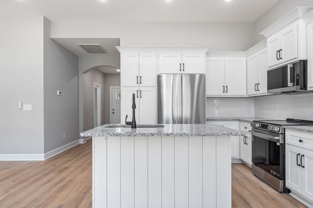 105 Reece Rd, Baxter, TN 38544