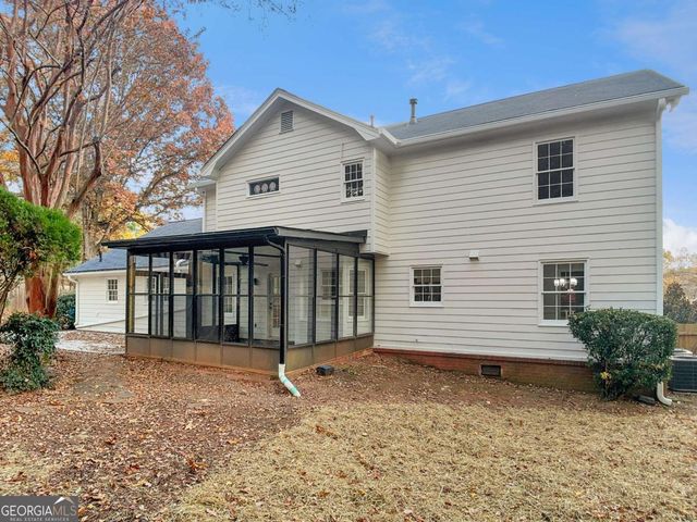 2331 Laura Court, Snellville, GA 30039