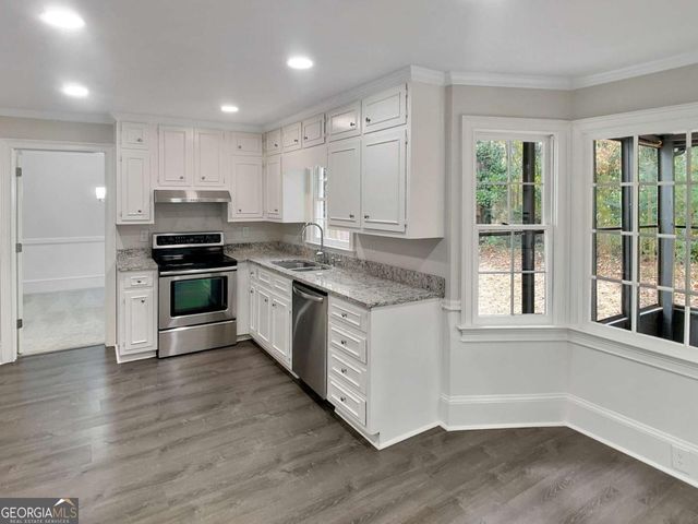 2331 Laura Court, Snellville, GA 30039