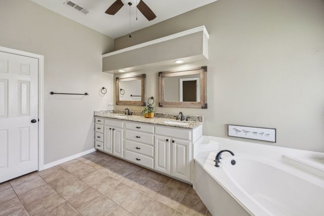 404 Birchwood Lane, Haslet, TX 76052