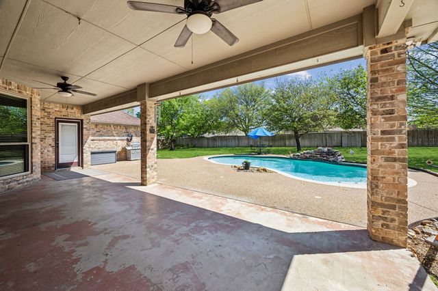 404 Birchwood Lane, Haslet, TX 76052