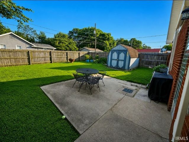 1127 N Canal Street, Mount Vernon, IN 47620