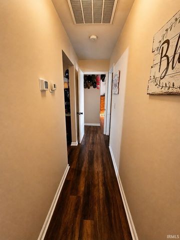 1127 N Canal Street, Mount Vernon, IN 47620