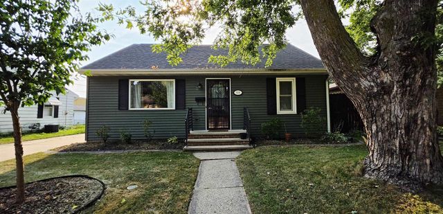 919 N SHARON STREET, Appleton, WI 54914