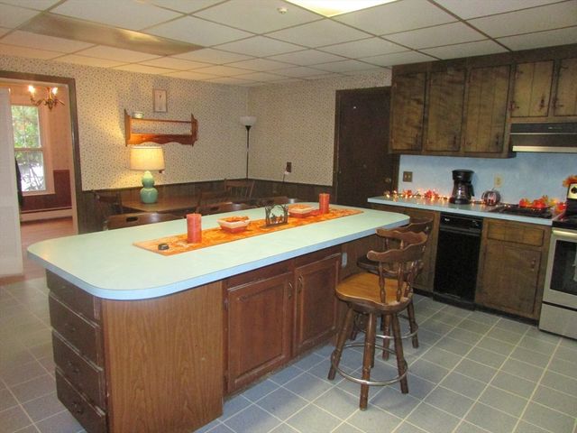 21 Shady Lane, Attleboro, MA 02703