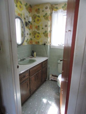 21 Shady Lane, Attleboro, MA 02703