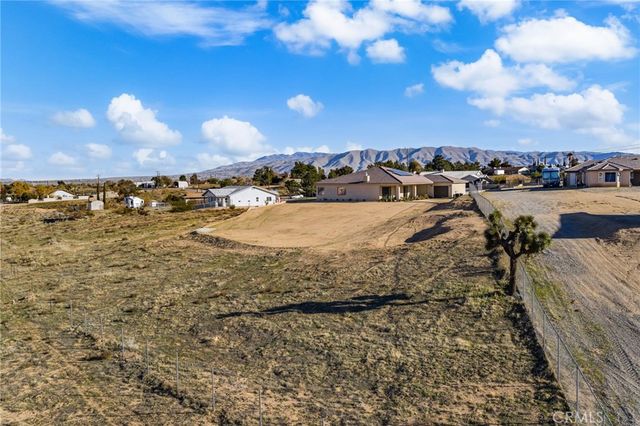 17840 Talisman Street, Hesperia, CA 92345