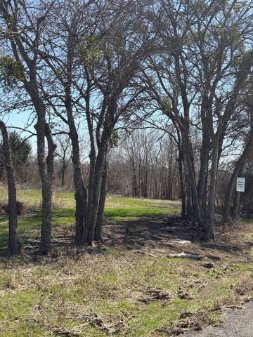 5697 County Road 410, Alvarado, TX 76009