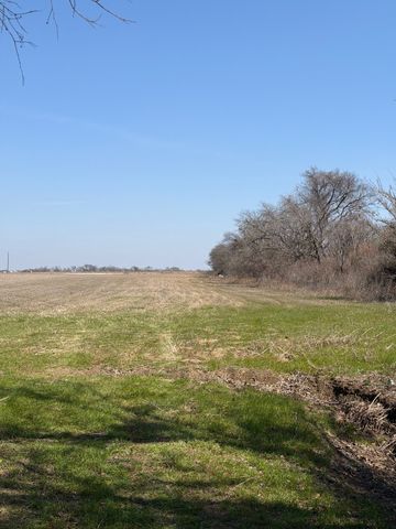 5697 County Road 410, Alvarado, TX 76009