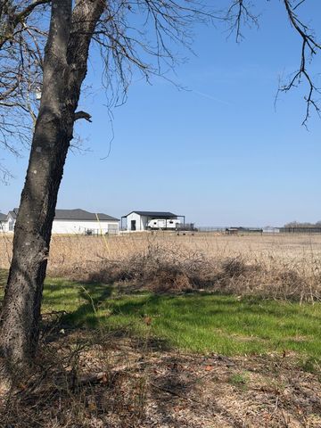 5697 County Road 410, Alvarado, TX 76009