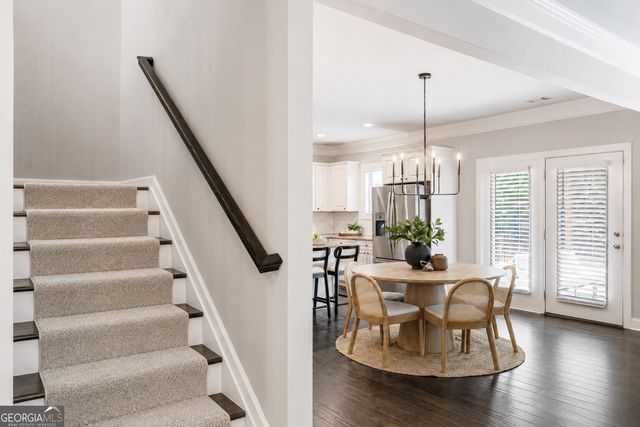 1305 Roswell Manor Circle, Roswell, GA 30076