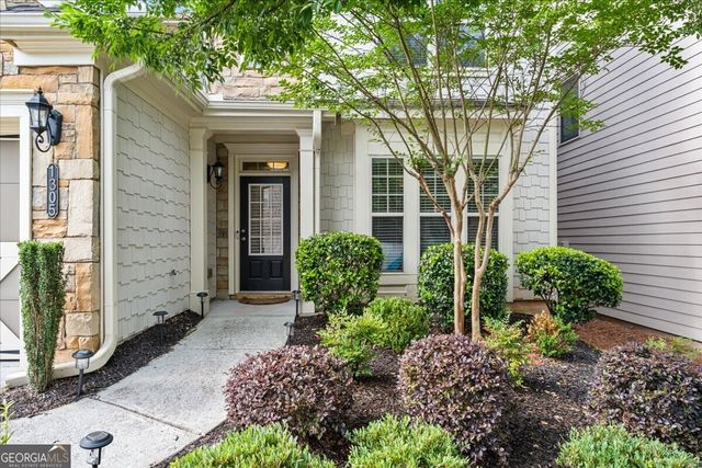 1305 Roswell Manor Circle, Roswell, GA 30076