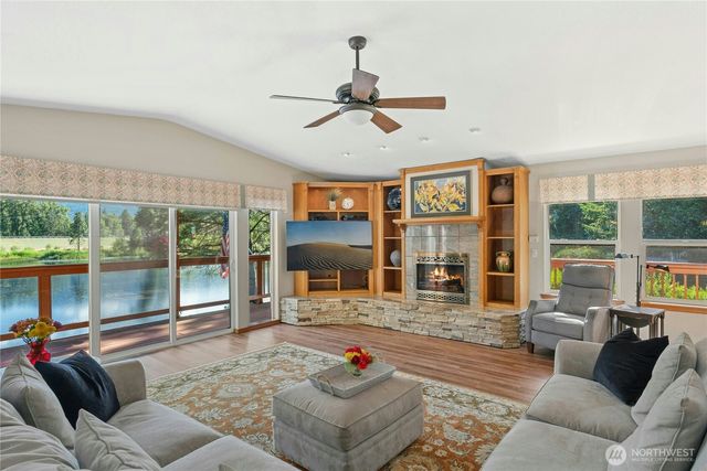 1095 Wood Duck Road, Cle Elum, WA 98922