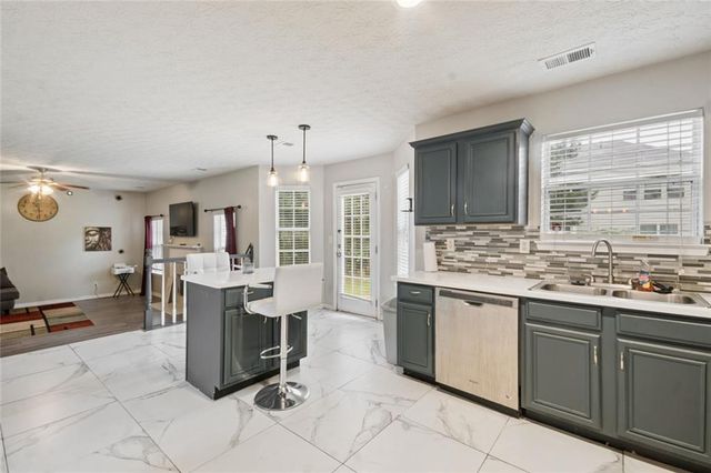 439 Lake Ridge Lane, Fairburn, GA 30213