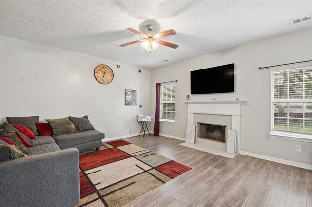439 Lake Ridge Lane, Fairburn, GA 30213