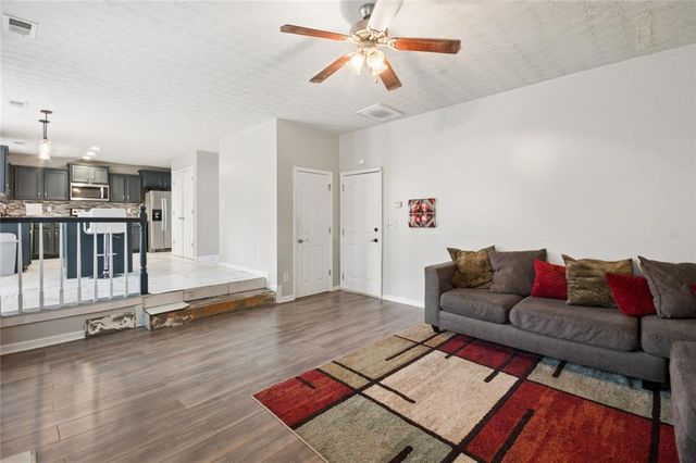 439 Lake Ridge Lane, Fairburn, GA 30213