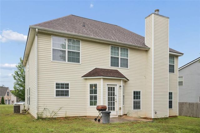 439 Lake Ridge Lane, Fairburn, GA 30213