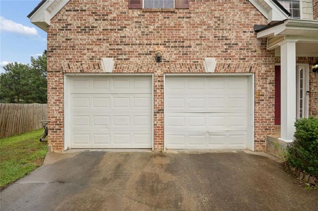 439 Lake Ridge Lane, Fairburn, GA 30213