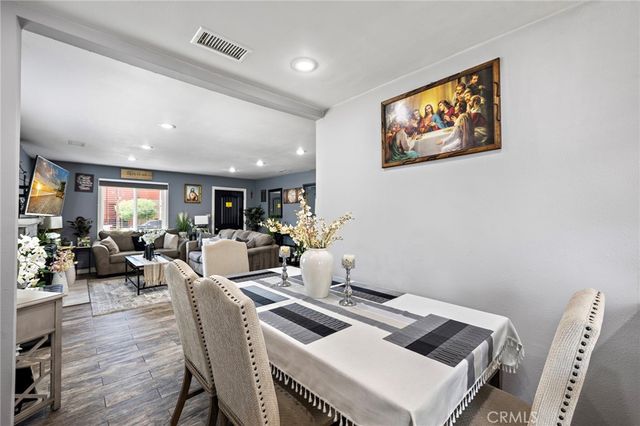 813 E Chestnut, Santa Ana, CA 92701