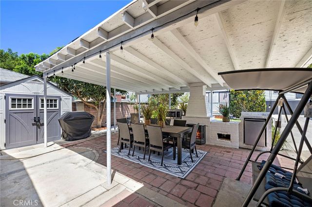 813 E Chestnut, Santa Ana, CA 92701