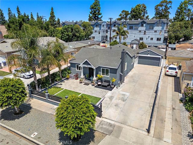813 E Chestnut, Santa Ana, CA 92701