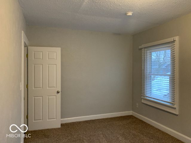 3329 Carrollton Avenue, Indianapolis, IN 46205
