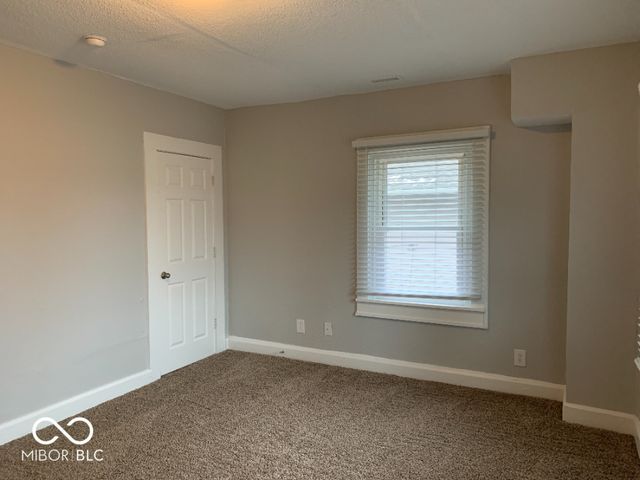 3329 Carrollton Avenue, Indianapolis, IN 46205