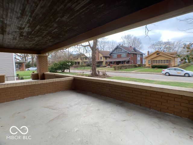 3329 Carrollton Avenue, Indianapolis, IN 46205