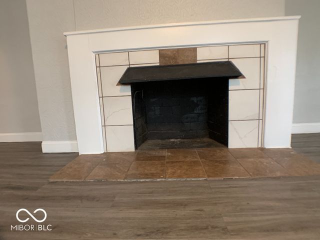 3329 Carrollton Avenue, Indianapolis, IN 46205