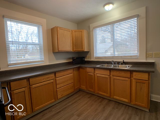 3329 Carrollton Avenue, Indianapolis, IN 46205