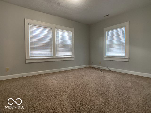 3329 Carrollton Avenue, Indianapolis, IN 46205