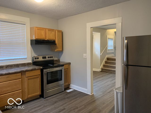 3329 Carrollton Avenue, Indianapolis, IN 46205
