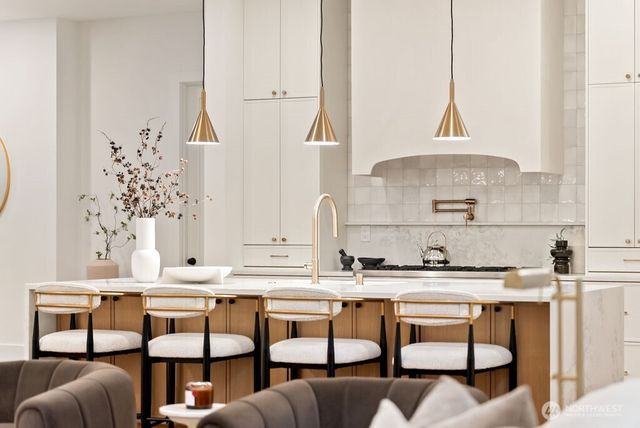 40440 306th Avenue SE, Enumclaw, WA 98022