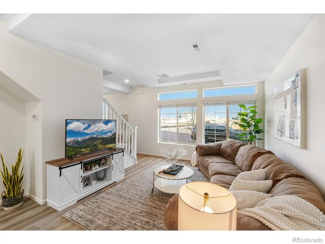 3582 Streamwood Drive, Johnstown, CO 80534