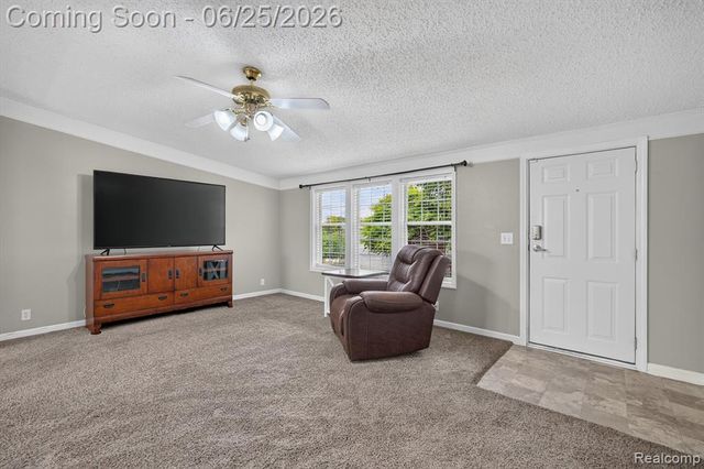 11595 Clearwater Drive, Fenton, MI 48430
