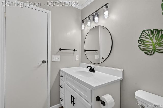 11595 Clearwater Drive, Fenton, MI 48430
