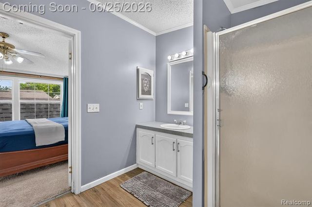 11595 Clearwater Drive, Fenton, MI 48430